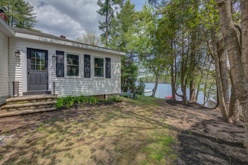 Photo of 32 Boulder Road, Raymond, ME 04071 (MLS # 1640308)