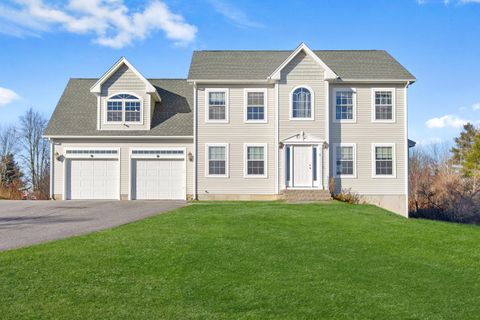 Photo of 8 Wolf River Run, Gorham, ME 04038 (MLS # 1643847)