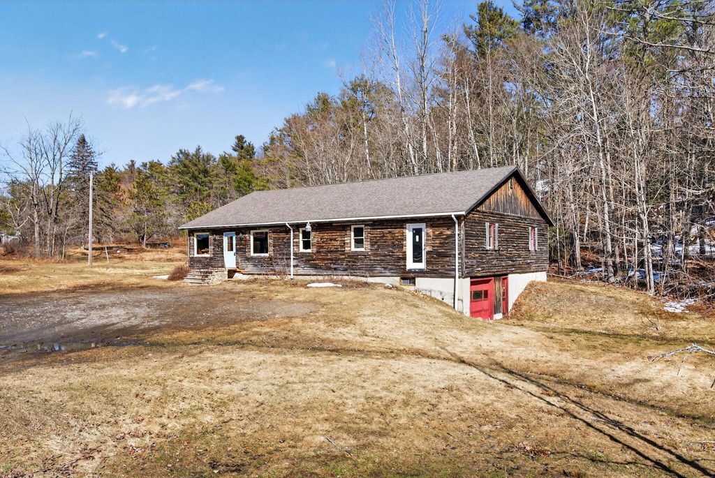 Photo of 127 Gardiner Road, Wiscasset, ME 04578 (MLS # 1655575)