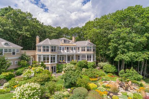Photo of 18 Nehoc Lane, Kennebunkport, ME 04046 (MLS # 1633121)