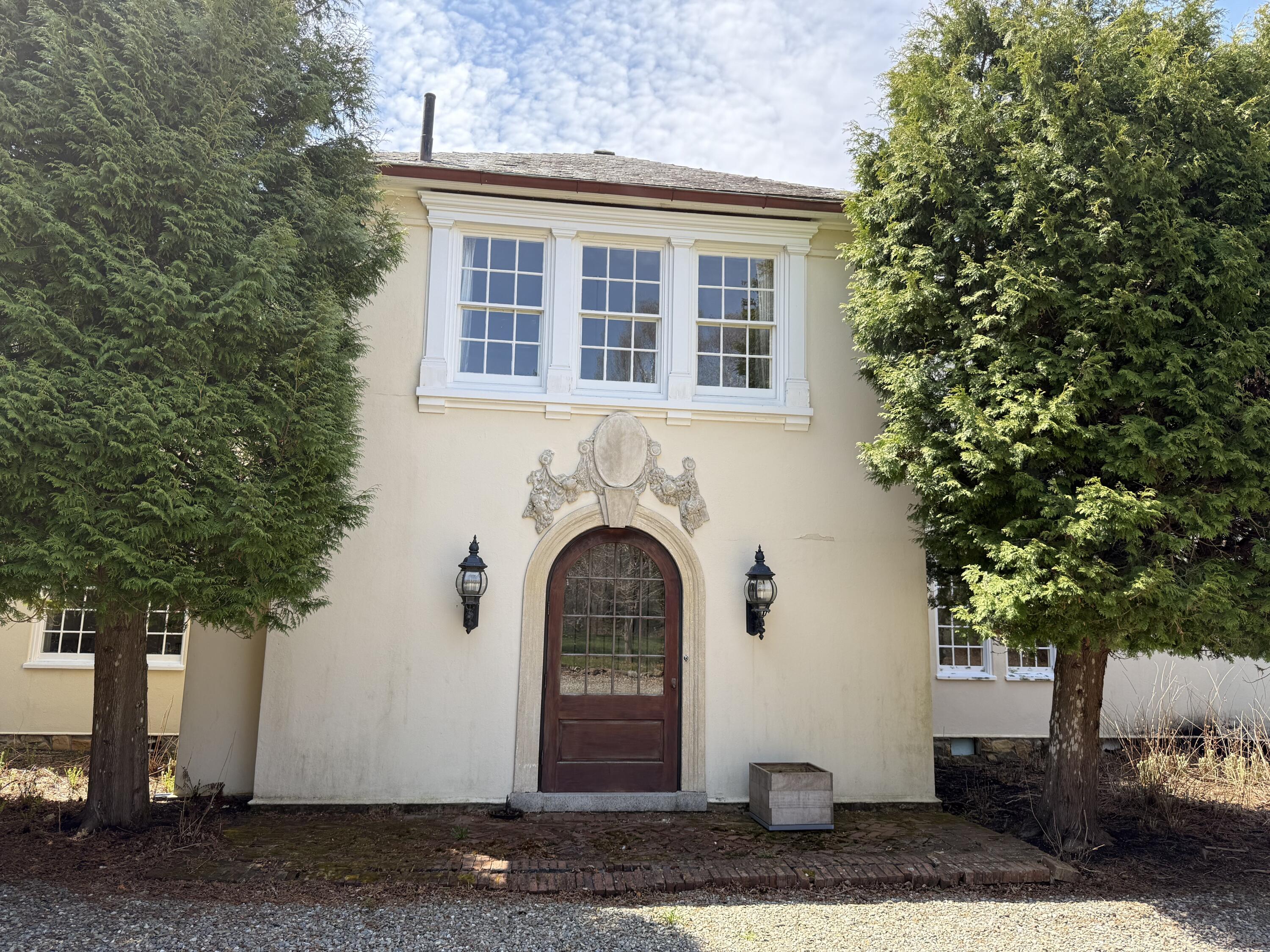 399 Hermit's Point Road