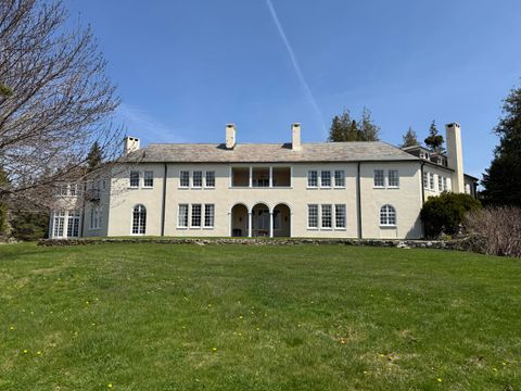 Photo of 399 Hermit's Point Road, Islesboro, ME 04848 (MLS # 1610853)