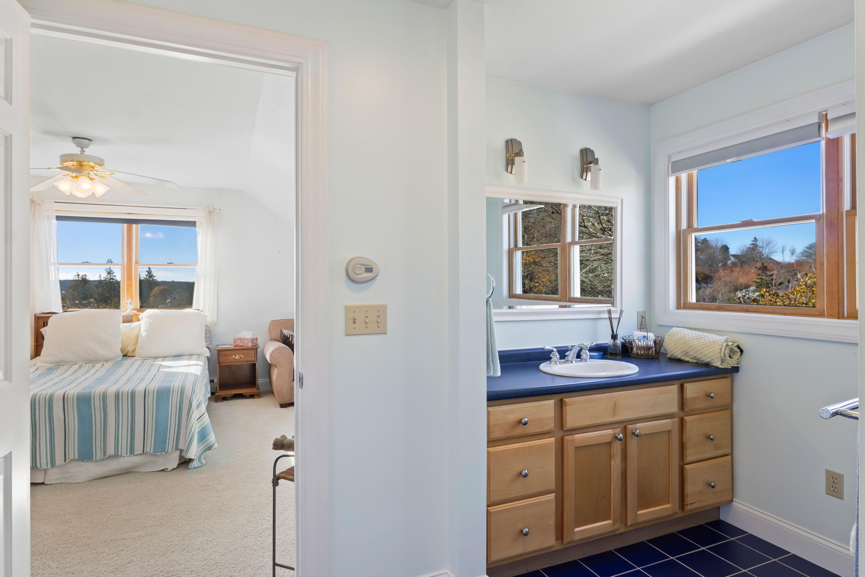 Vinalhaven, Maine, 04863, United States, 4 Bedrooms Bedrooms, ,4 BathroomsBathrooms,Residential,Active,2029769