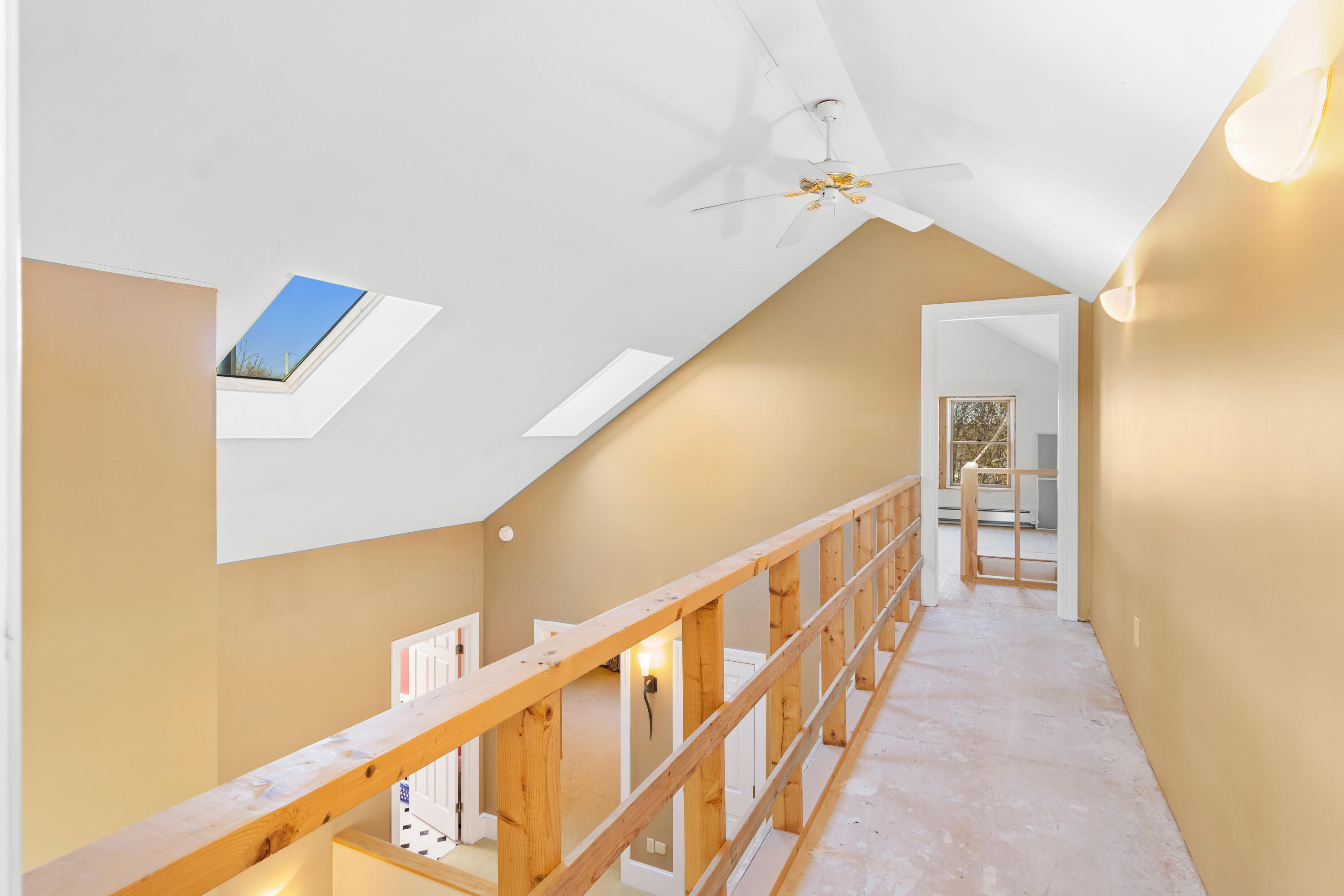 Vinalhaven, Maine, 04863, United States, 4 Bedrooms Bedrooms, ,4 BathroomsBathrooms,Residential,Active,2029769