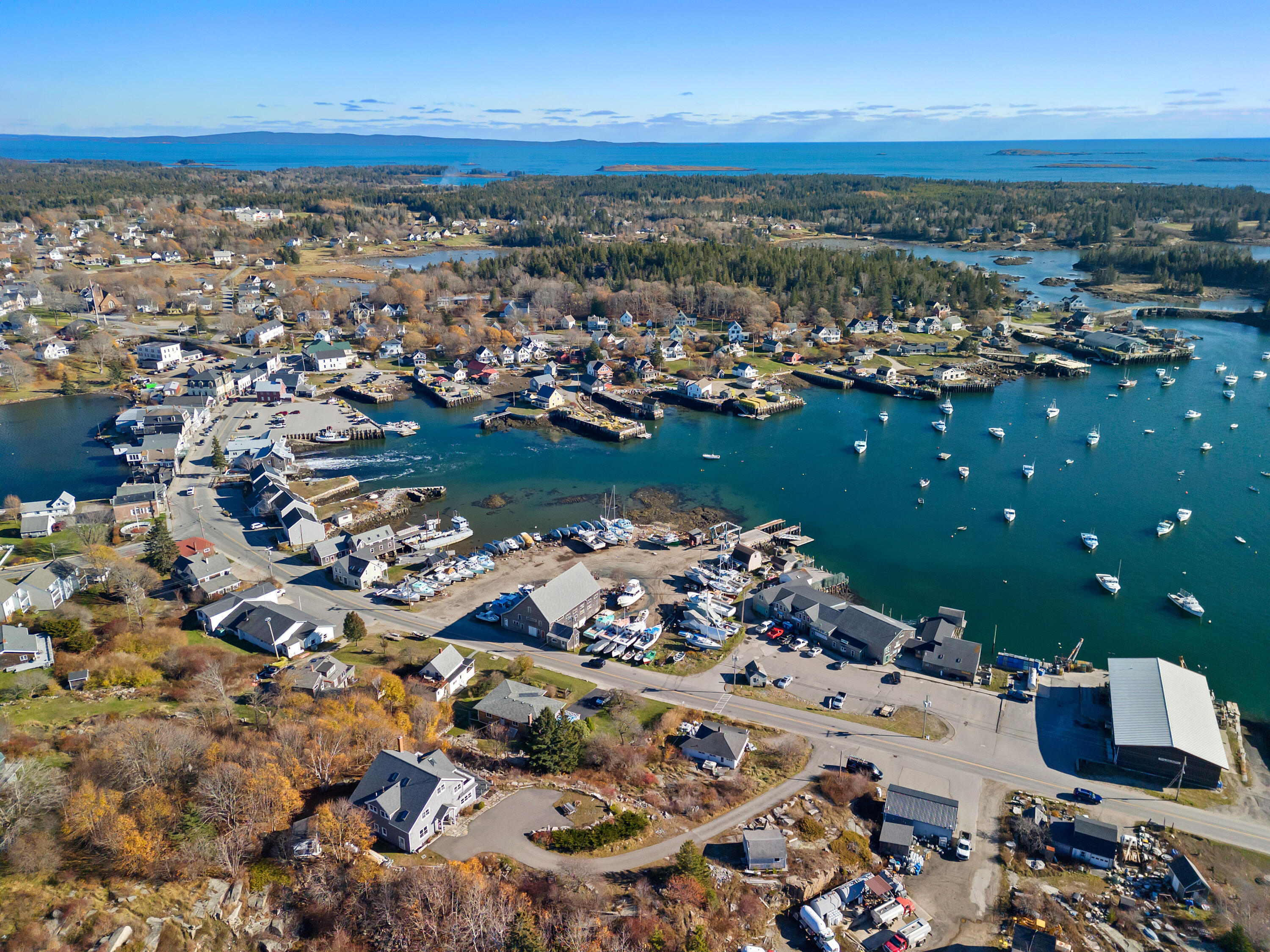 Vinalhaven, Maine, 04863, United States, 4 Bedrooms Bedrooms, ,4 BathroomsBathrooms,Residential,Active,2029769