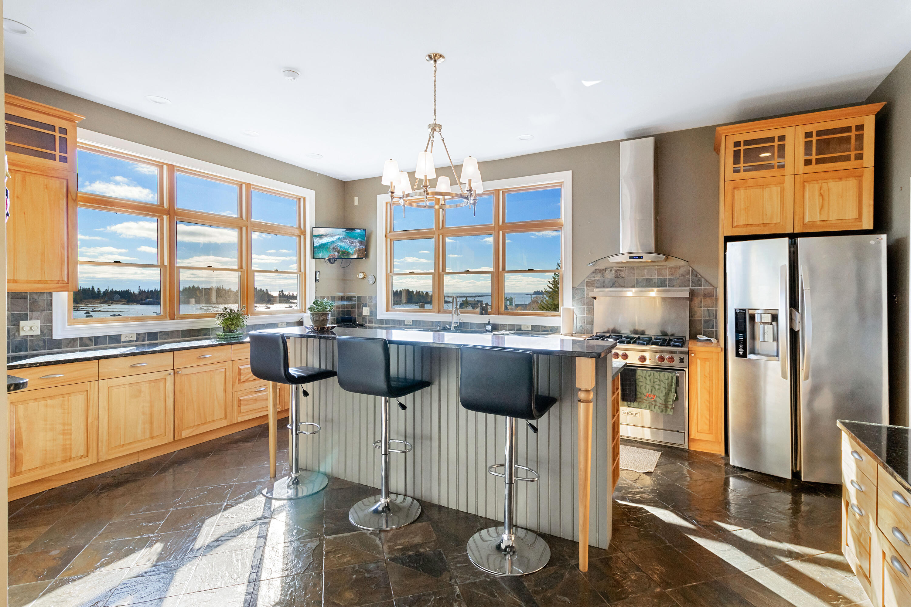 Vinalhaven, Maine, 04863, United States, 4 Bedrooms Bedrooms, ,4 BathroomsBathrooms,Residential,Active,2029769