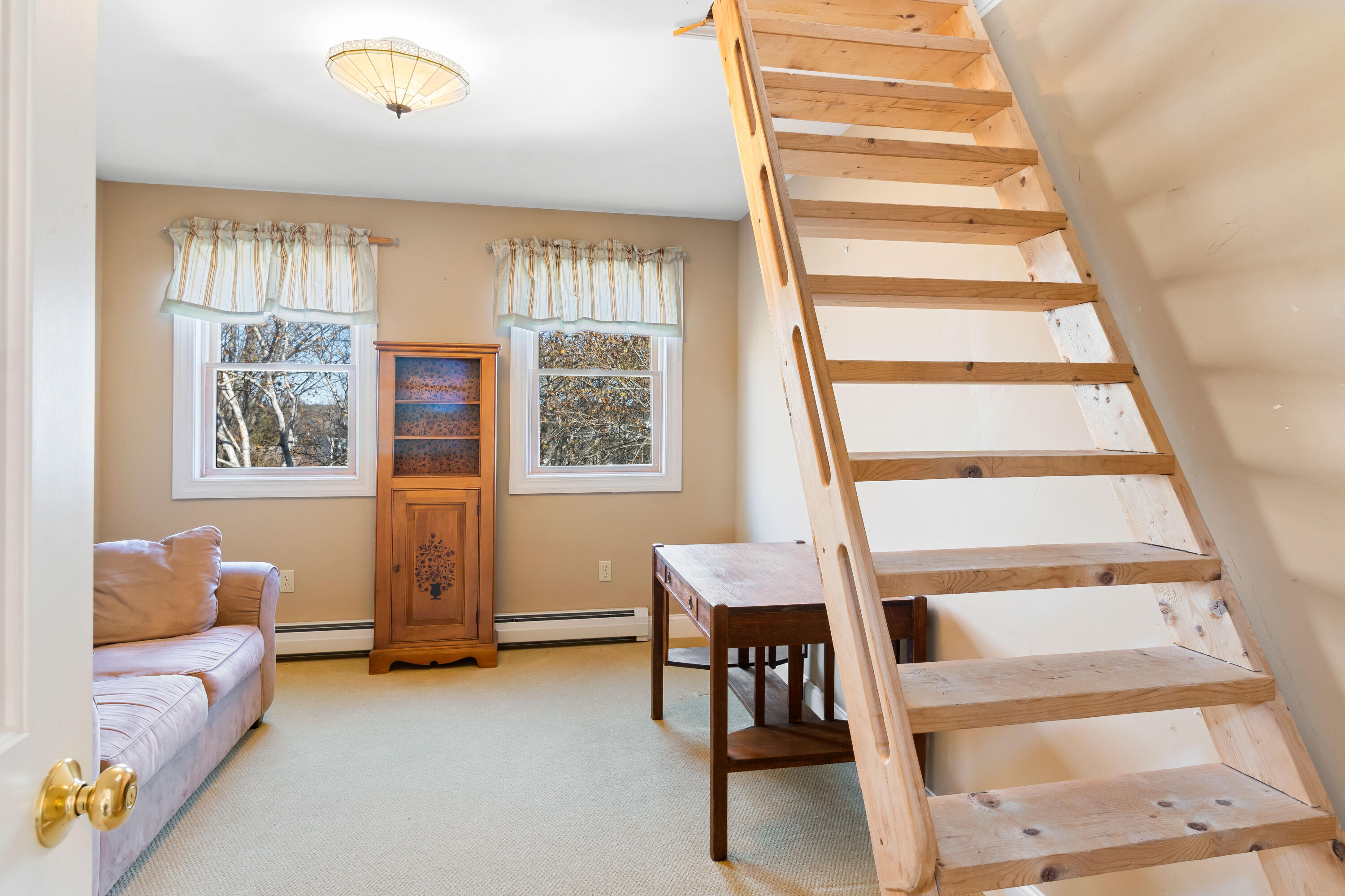 Vinalhaven, Maine, 04863, United States, 4 Bedrooms Bedrooms, ,4 BathroomsBathrooms,Residential,Active,2029769
