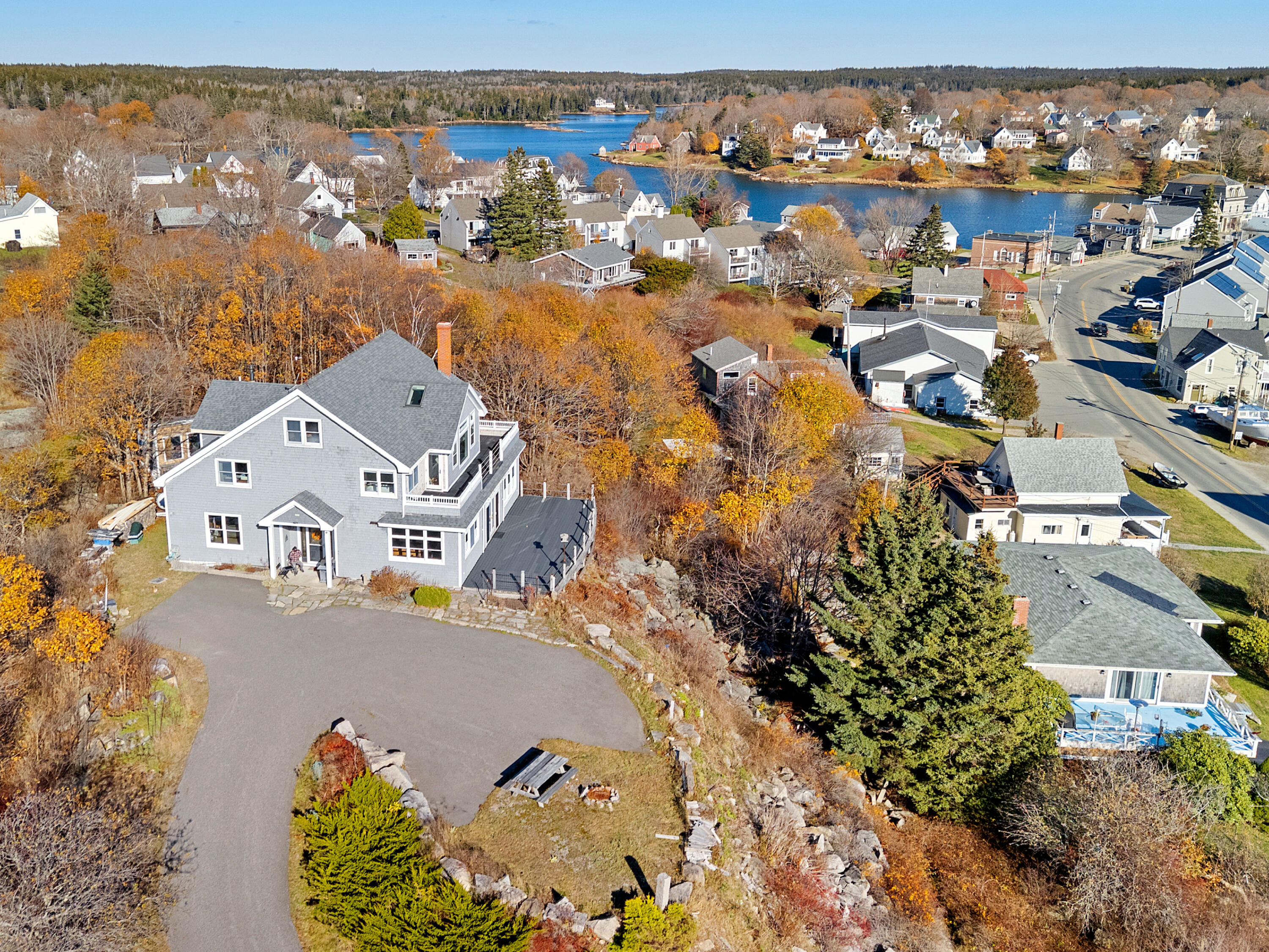 Vinalhaven, Maine, 04863, United States, 4 Bedrooms Bedrooms, ,4 BathroomsBathrooms,Residential,Active,2029769