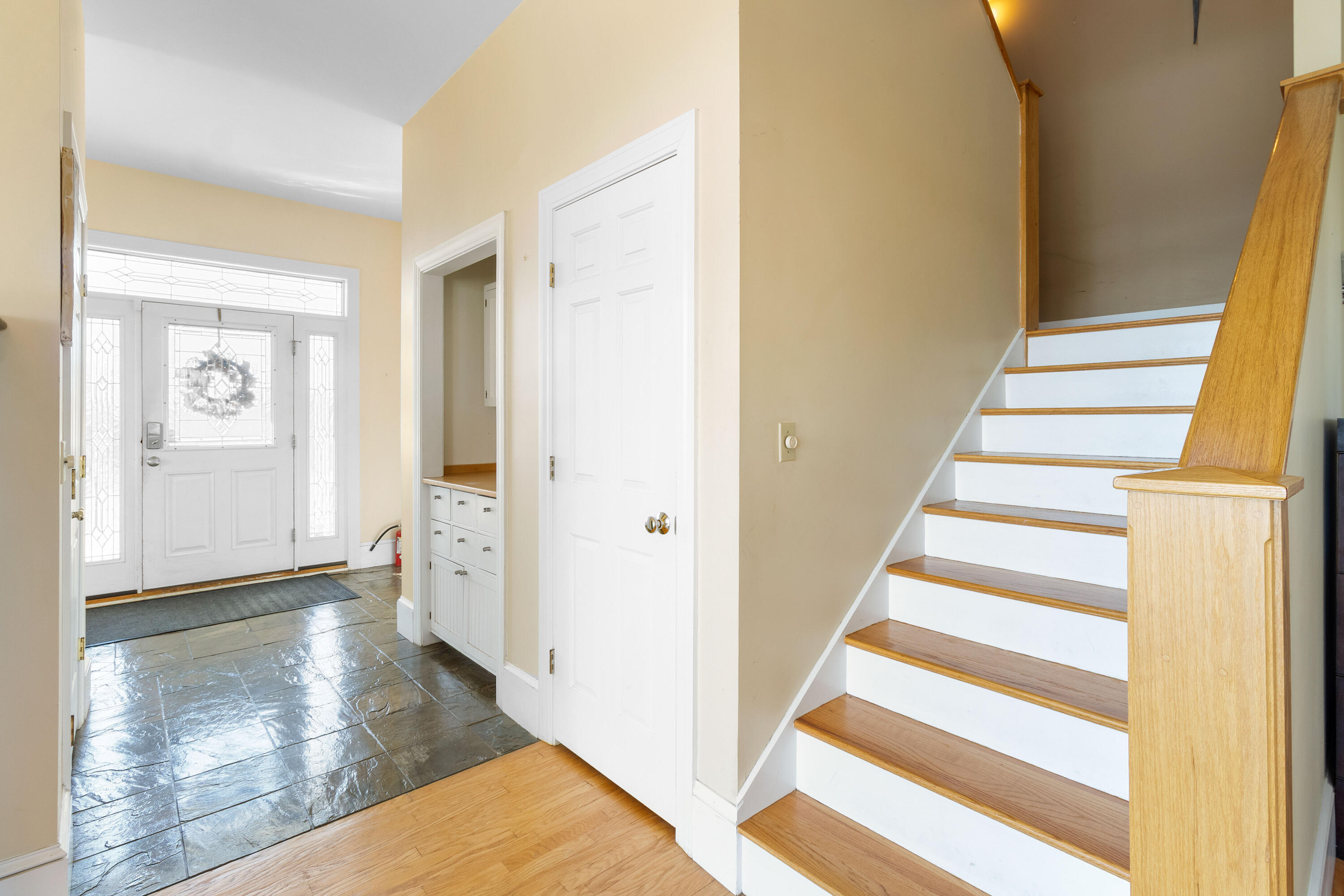Vinalhaven, Maine, 04863, United States, 4 Bedrooms Bedrooms, ,4 BathroomsBathrooms,Residential,Active,2029769