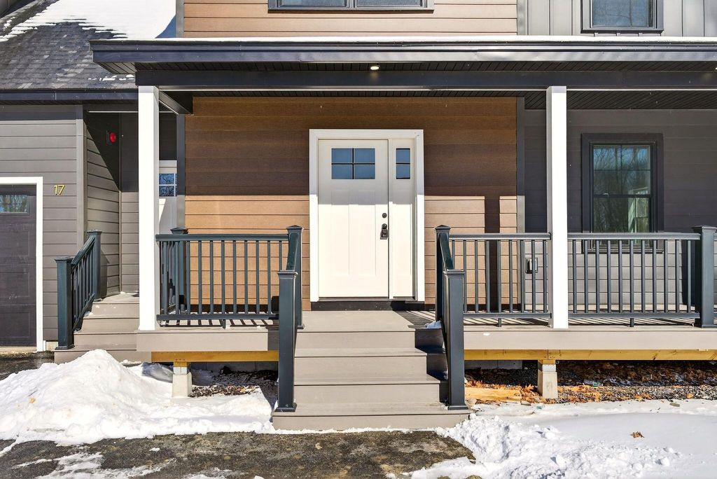 Photo of 17 Betty Lane, Windham, ME 04062 (MLS # 1652898)