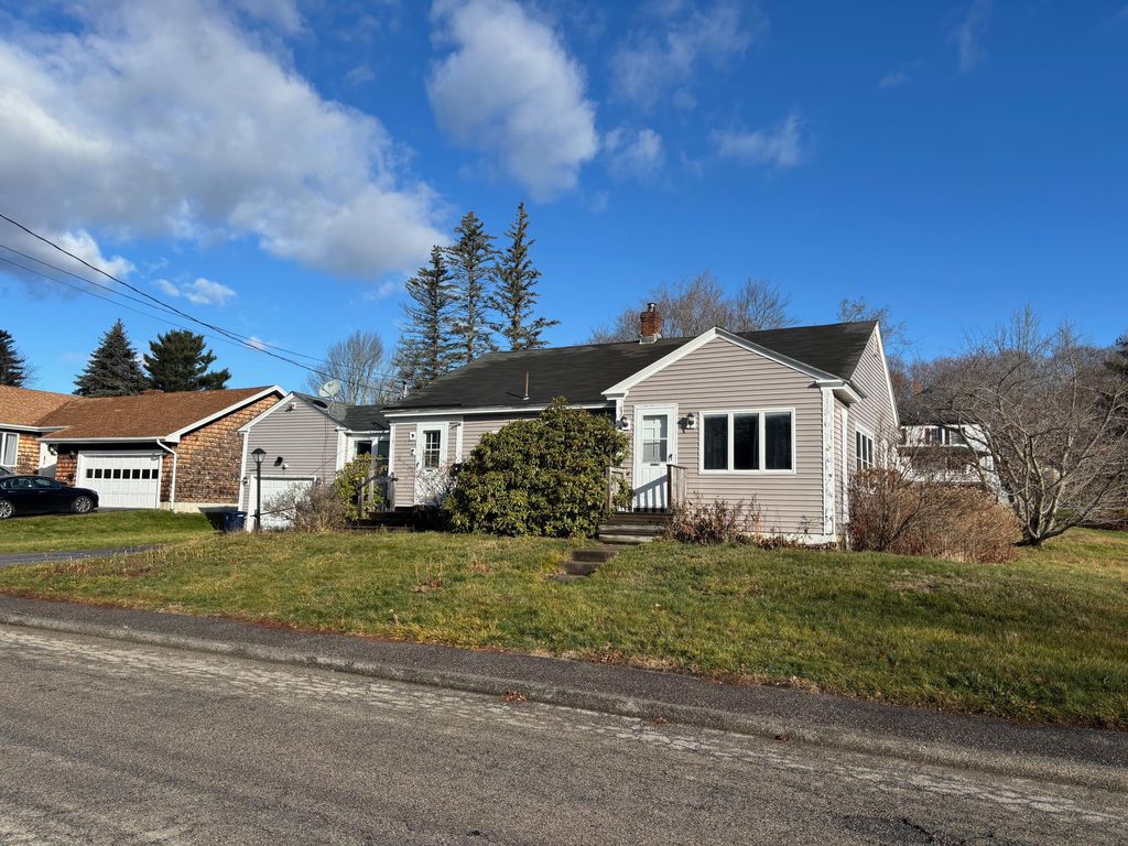 Photo of 24 Lamothe Avenue, Biddeford, ME 04005 (MLS # 1645360)