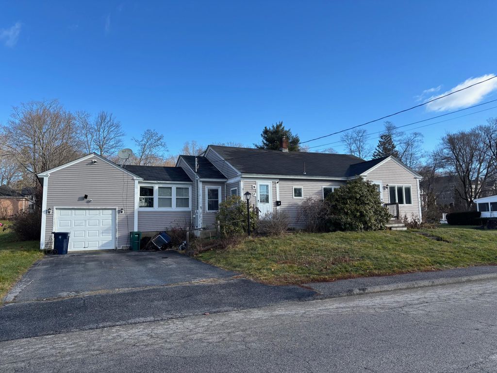 Photo of 24 Lamothe Avenue, Biddeford, ME 04005 (MLS # 1645360)