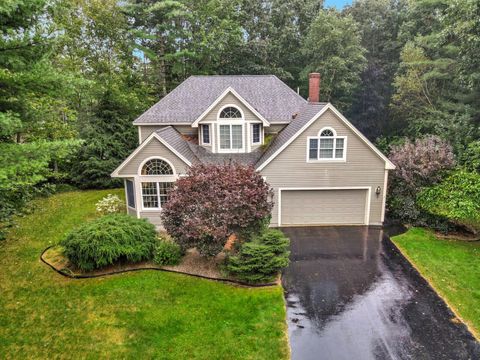 Photo of 13 Baxter Lane, Brunswick, ME 04011 (MLS # 1662240)