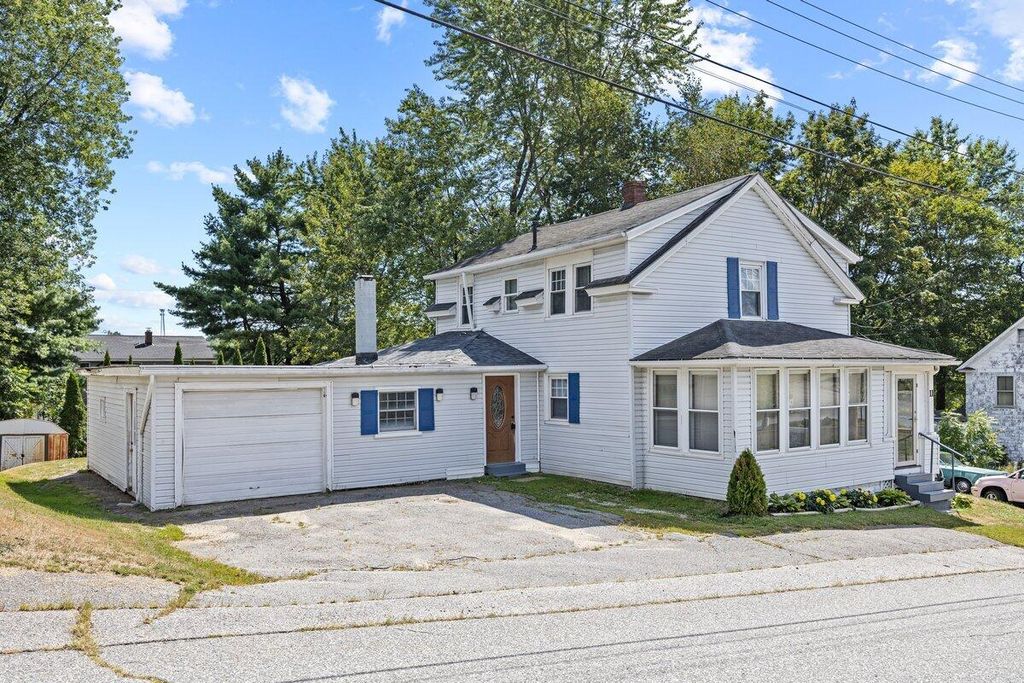 Photo of 11 Cassell Street, Lewiston, ME 04240 (MLS # 1636911)