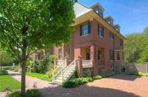 Photo of 40 Neal Street, Portland, ME 04102 (MLS # 1638997)