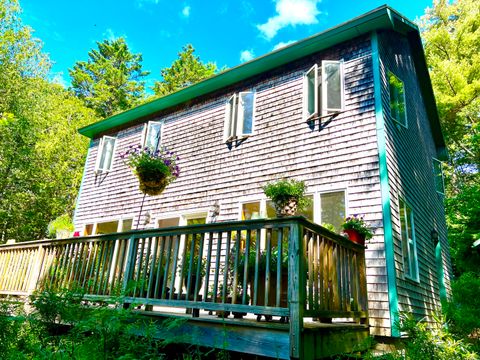 Photo of 7 Cobbles End, Mount Desert, ME 04660 (MLS # 1654785)