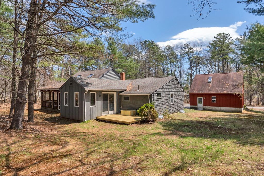 Photo of 62 Warrens Way, Kennebunk, ME 04043 (MLS # 1660929)