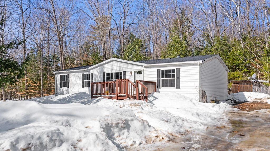 Photo of 12 Bonang Lane, Paris, ME 04281 (MLS # 1653501)
