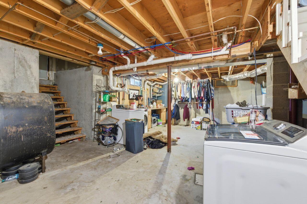 93 Woodland Road