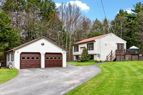 Photo of 48 Hemlock Ridge Road, Chelsea, ME 04330 (MLS # 1662028)
