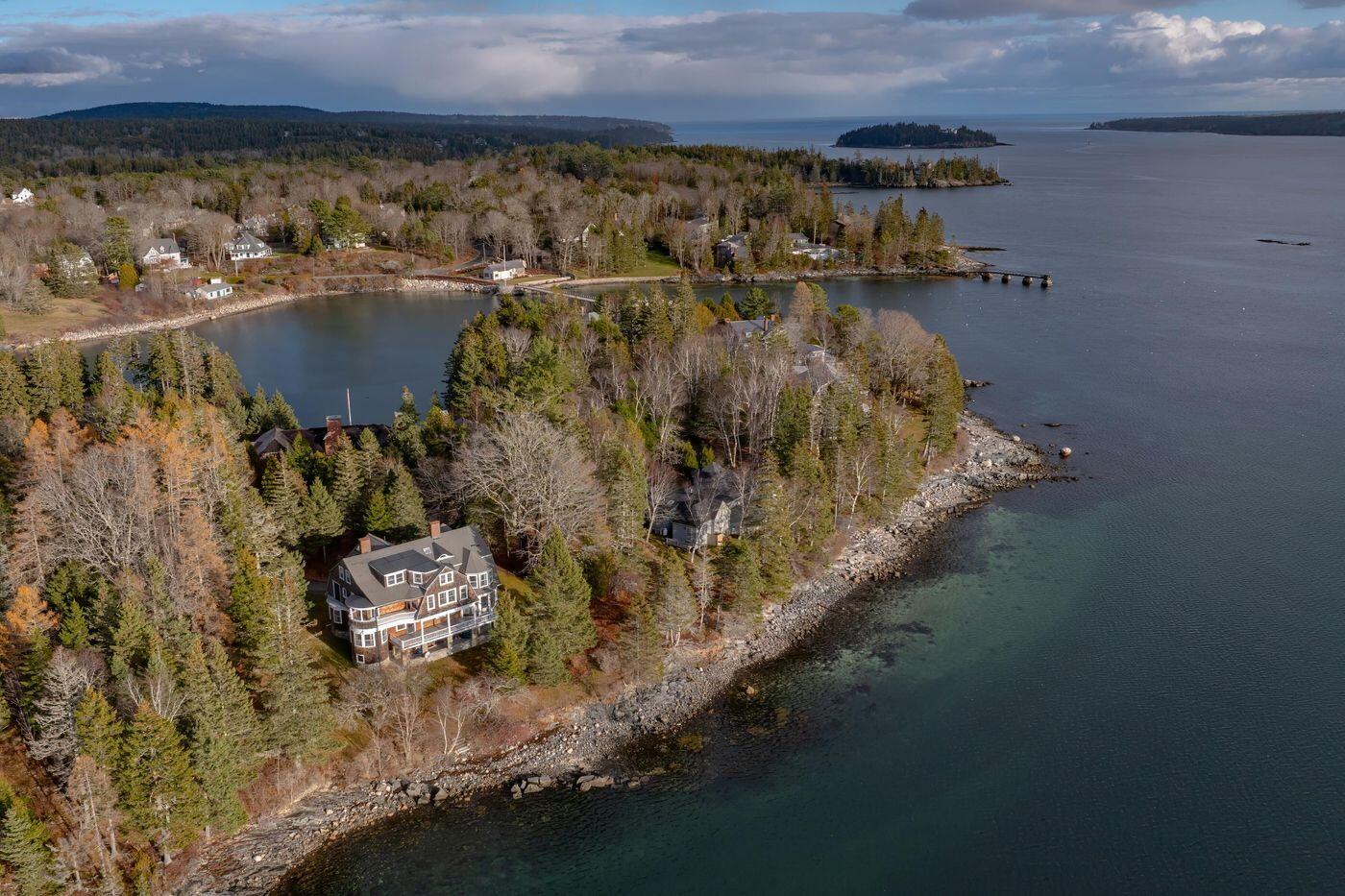 13 Smallidge Point Road