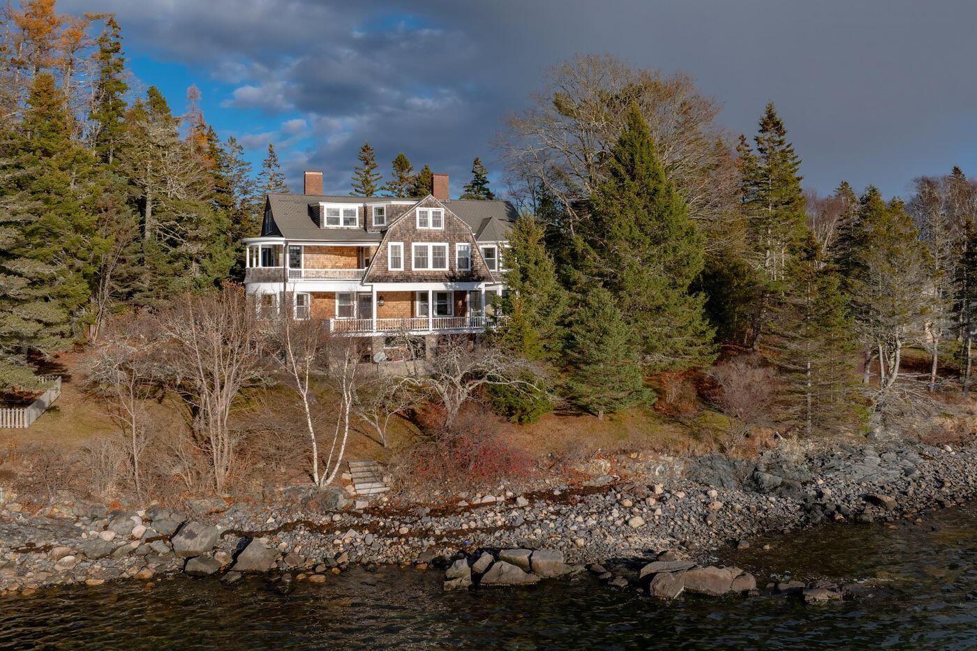 13 Smallidge Point Road
