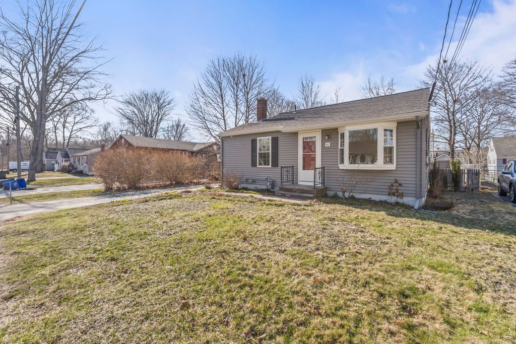 Photo of 41 George Street, South Portland, ME 04106 (MLS # 1657454)