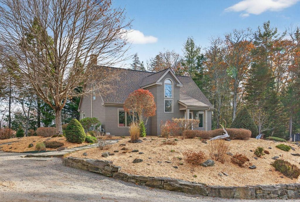 Photo of 4 Osprey Ridge Road, Harpswell, ME 04079 (MLS # 1654642)