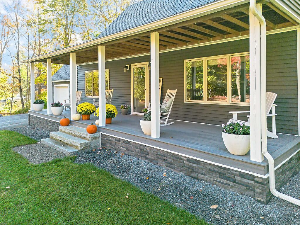 Photo of 306 Hamilton Terrace, Pittsfield, ME 04967 (MLS # 1640424)