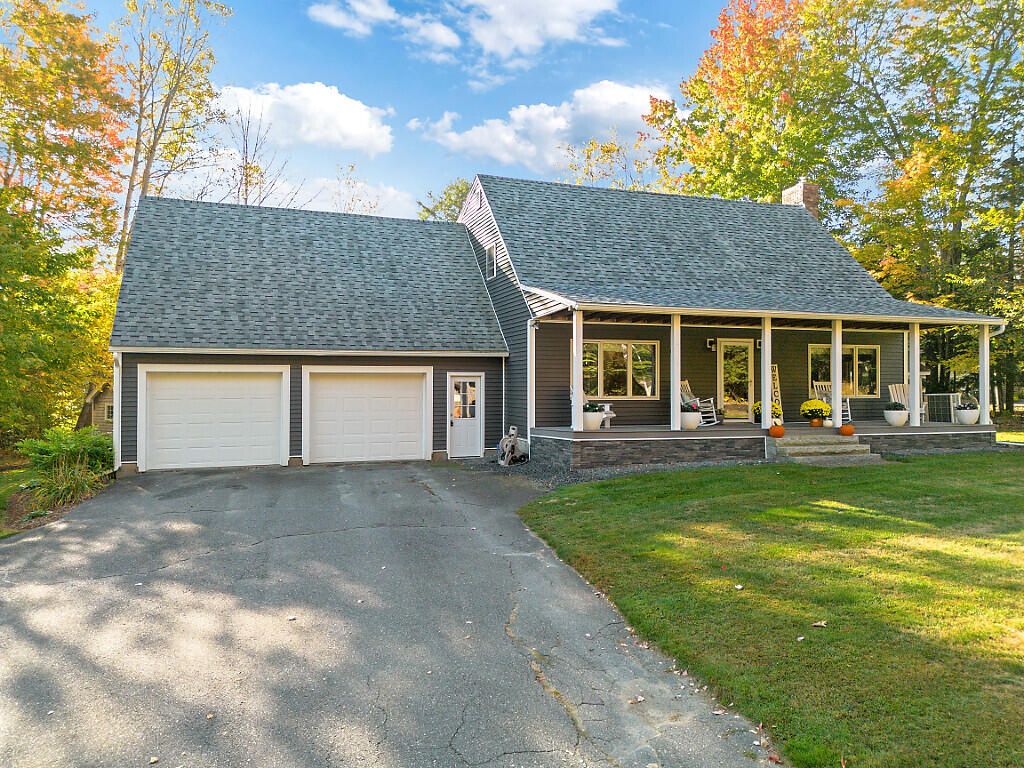 Photo of 306 Hamilton Terrace, Pittsfield, ME 04967 (MLS # 1640424)
