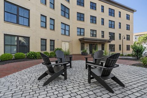 Photo of 25 High Street #401, Portland, ME 04101 (MLS # 1567674) Photo of 25 High Street #401, Portland, ME 04101 (MLS # 1567674)
