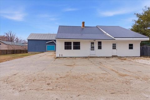 Photo of 171 Park Street, Livermore Falls, ME 04254 (MLS # 1655740)