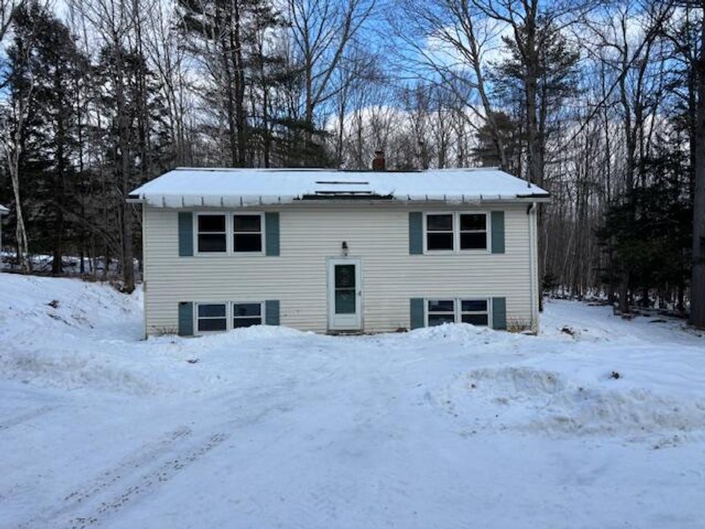 Photo of 9 Russell Street, Readfield, ME 04355 (MLS # 1651100)