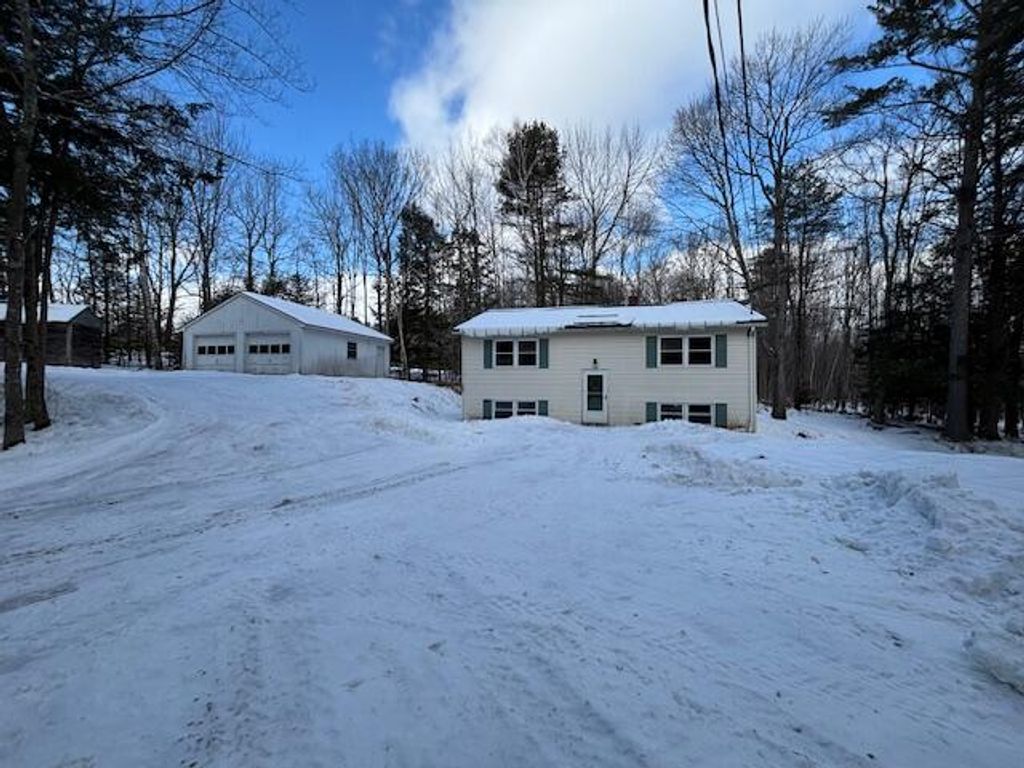 Photo of 9 Russell Street, Readfield, ME 04355 (MLS # 1651100)