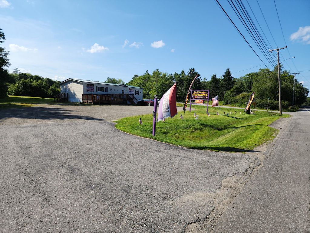 Photo of 173 W Main Street, Searsport, ME 04974 (MLS # 1630934)
