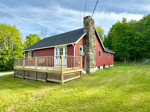 Photo of 11 Sokokis Trail S, Limerick, ME 04048 (MLS # 1663992)