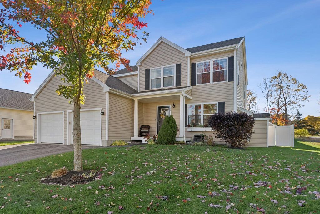 Photo of 18 Laceys Way, Gorham, ME 04038 (MLS # 1643235)