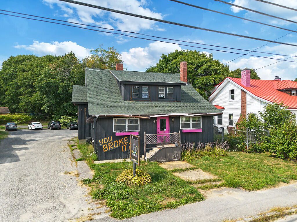 Photo of 144 College Avenue, Waterville, ME 04901 (MLS # 1657457)