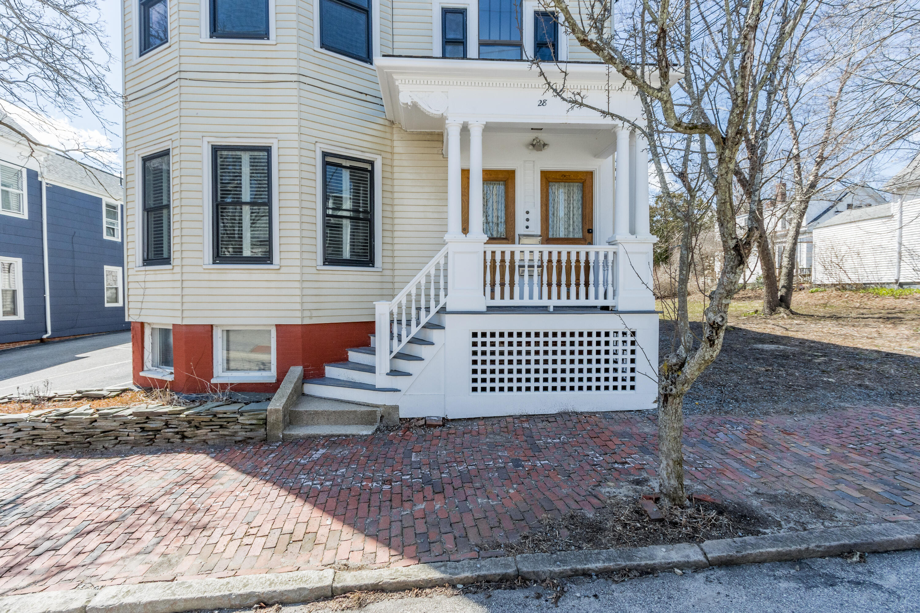 Listing image 2