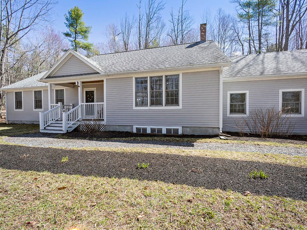 Photo of 280 Pond Road, Mount Vernon, ME 04352 (MLS # 1660074)