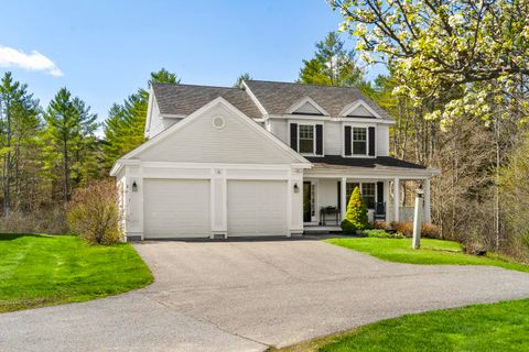 Photo of 11 Reid Lane, Cumberland, ME 04021 (MLS # 1661837)