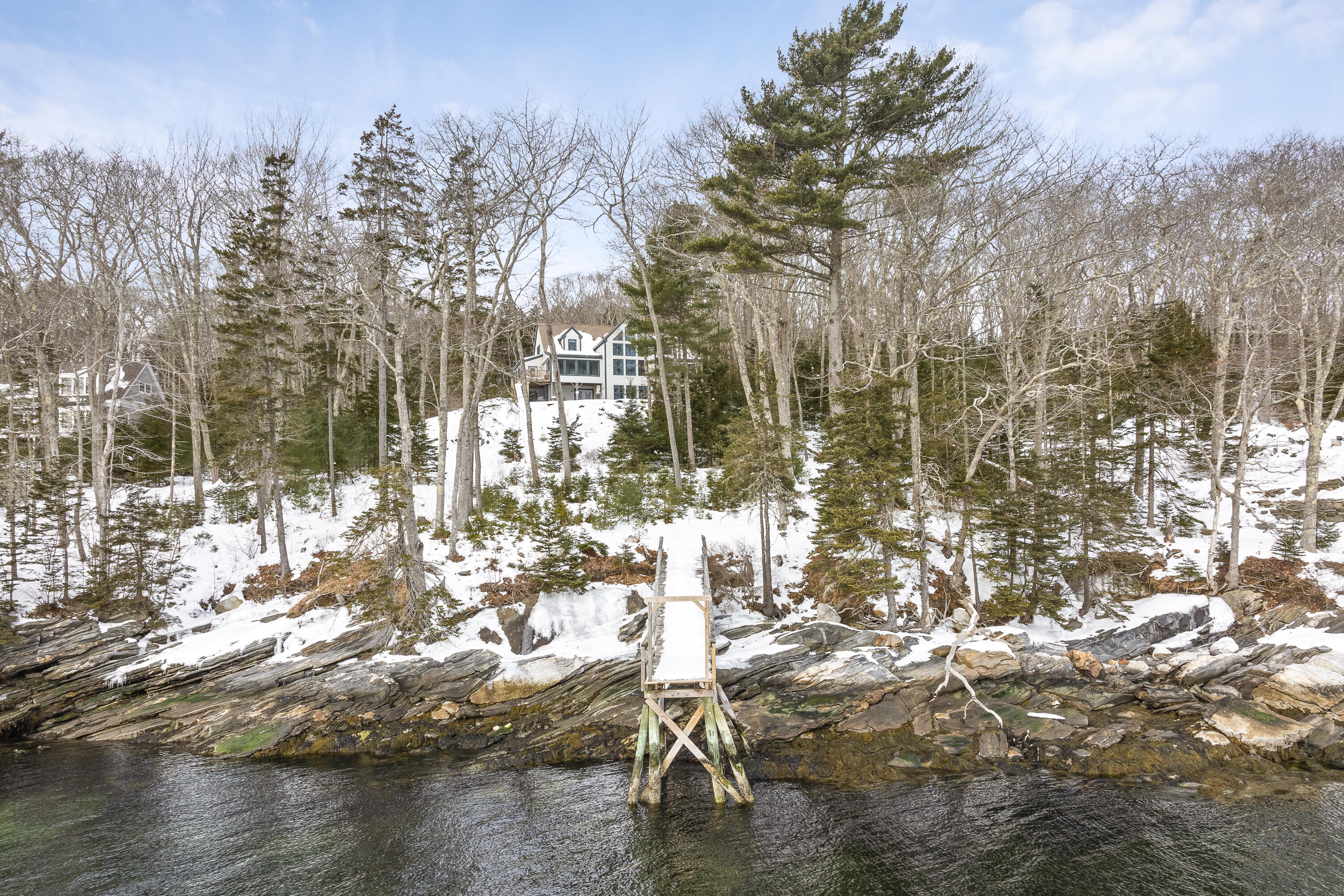 5 Southern Point Road