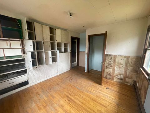 MLS: 1622438