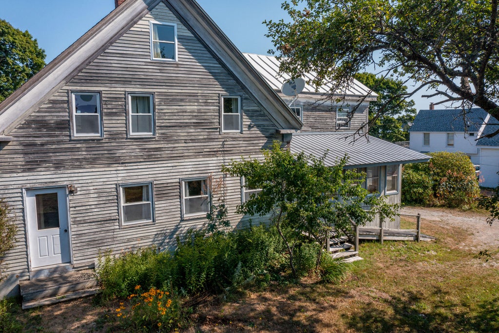 Photo of 12 Lake View Street, Vinalhaven, ME 04863 (MLS # 1674109)