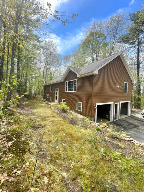 Photo of 6 Eisenhower Court, Naples, ME 04055 (MLS # 1660649)