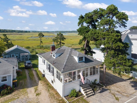 Photo of 22 Jones Creek Drive, Scarborough, ME 04074 (MLS # 1664615)
