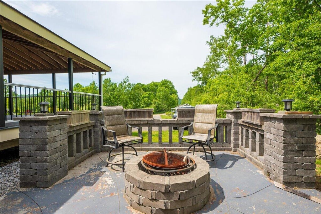 Photo of 55 Mountain View Extension, Rockland, ME 04841 (MLS # 1667017)