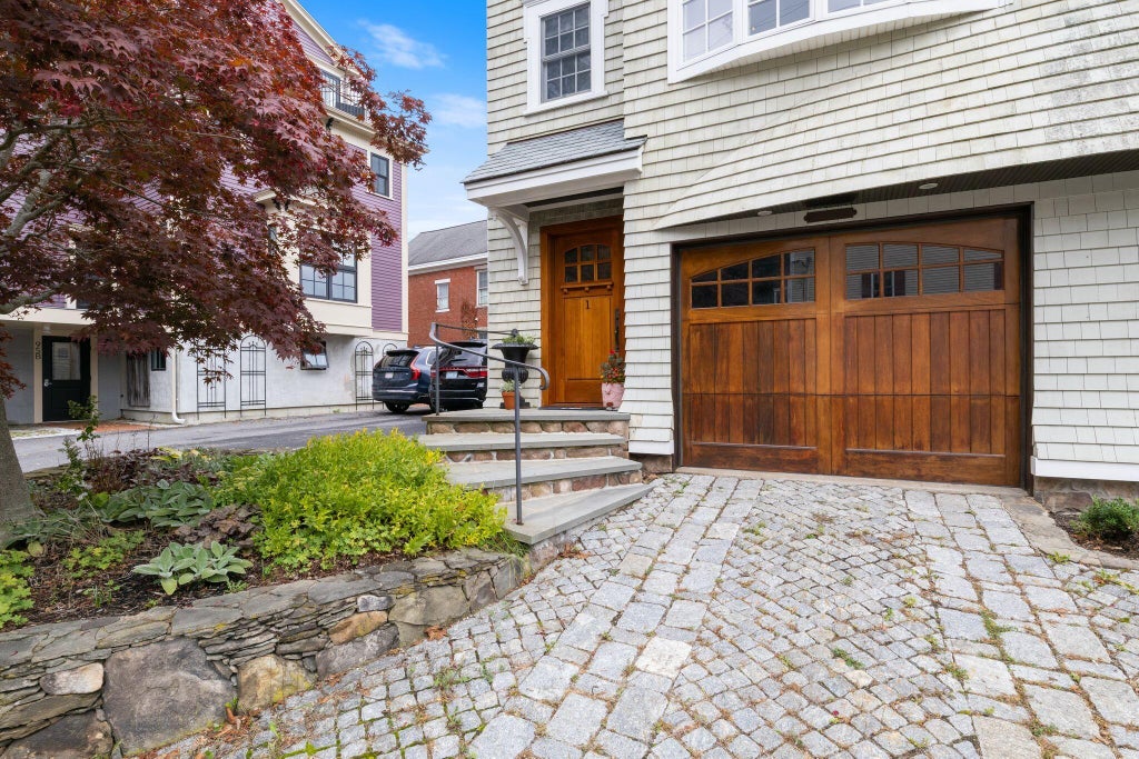 Photo of 1 Stimson Street #2, Kittery, ME 03904 (MLS # 1682735)