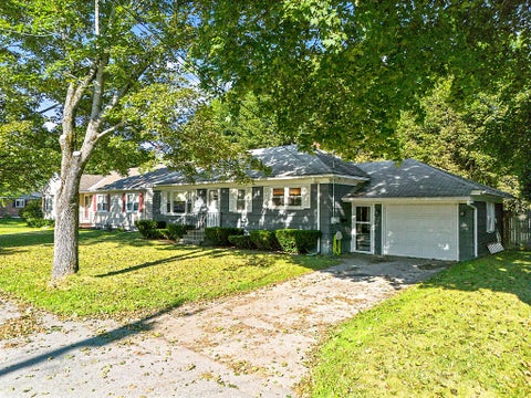 Photo of 28 Arkwright Avenue, Lewiston, ME 04240 (MLS # 1677933)