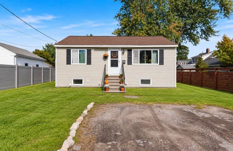 Photo of 15 Chesley Avenue, Portland, ME 04103 (MLS # 1683453)
